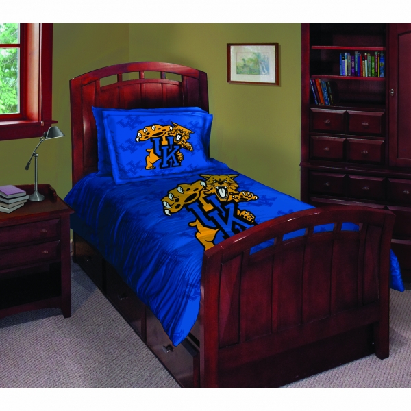 Kentucky Wildcats Bedding & Blankets in Kentucky Wildcats Team